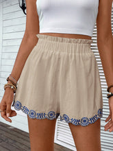 VCAY Floral Embroidery Paperbag Waist Shorts